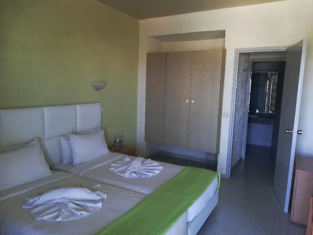 APARTMENT CAPACITY 4 Room, Filerimos Village, Rhodes