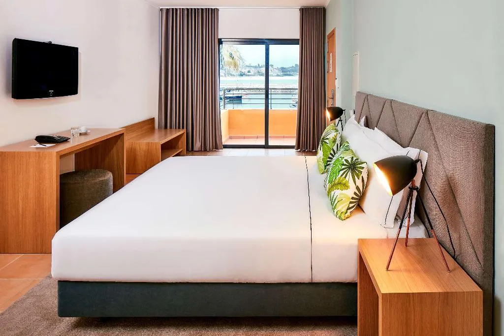 STUDIO STANDARD Room, NH Marina Portimão Resort, Algarve