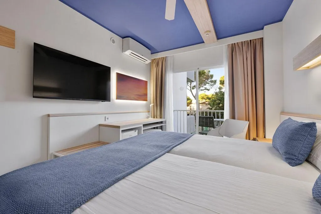 Double or Twin POOL VIEW Room, Pabisa Sofia, Majorca