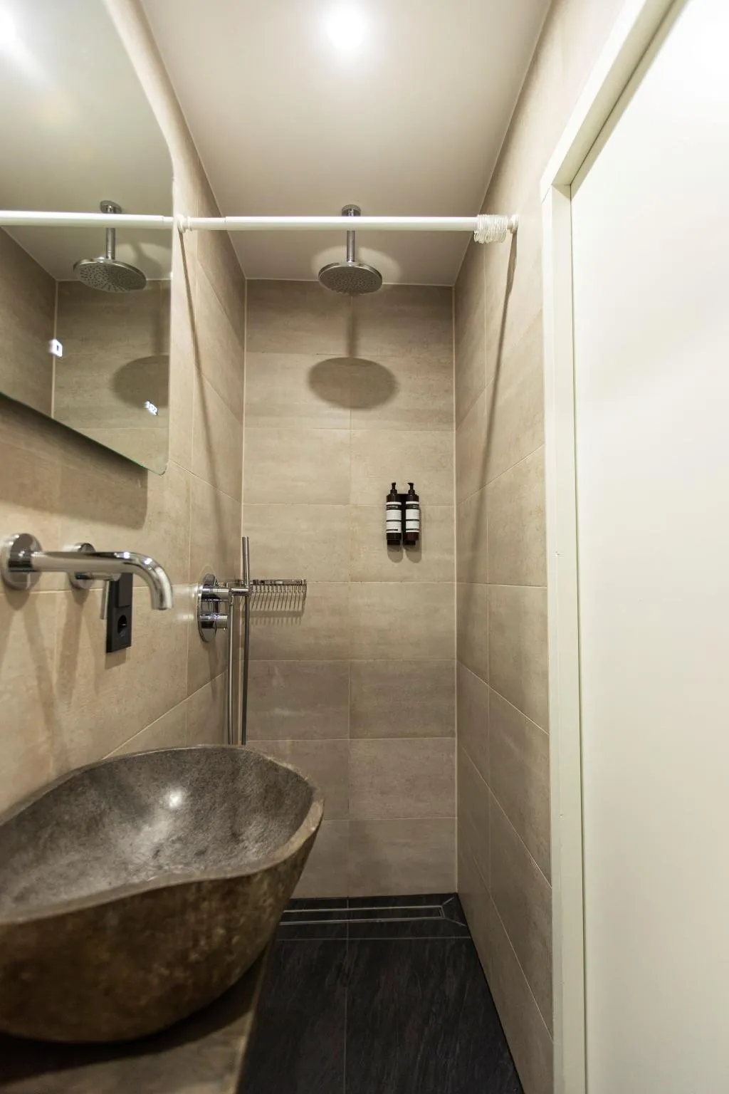 DOUBLE STANDARD Room, Quentin Golden Bear Hotel, Amsterdam