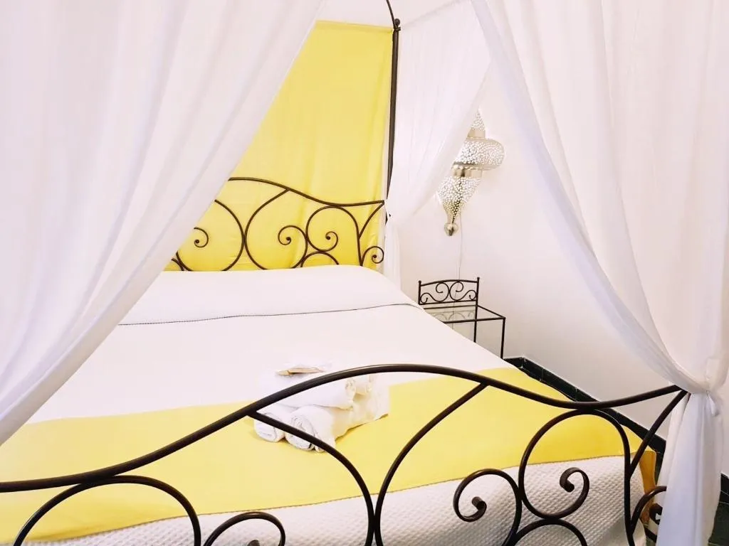Room, Big Fish, Alghero