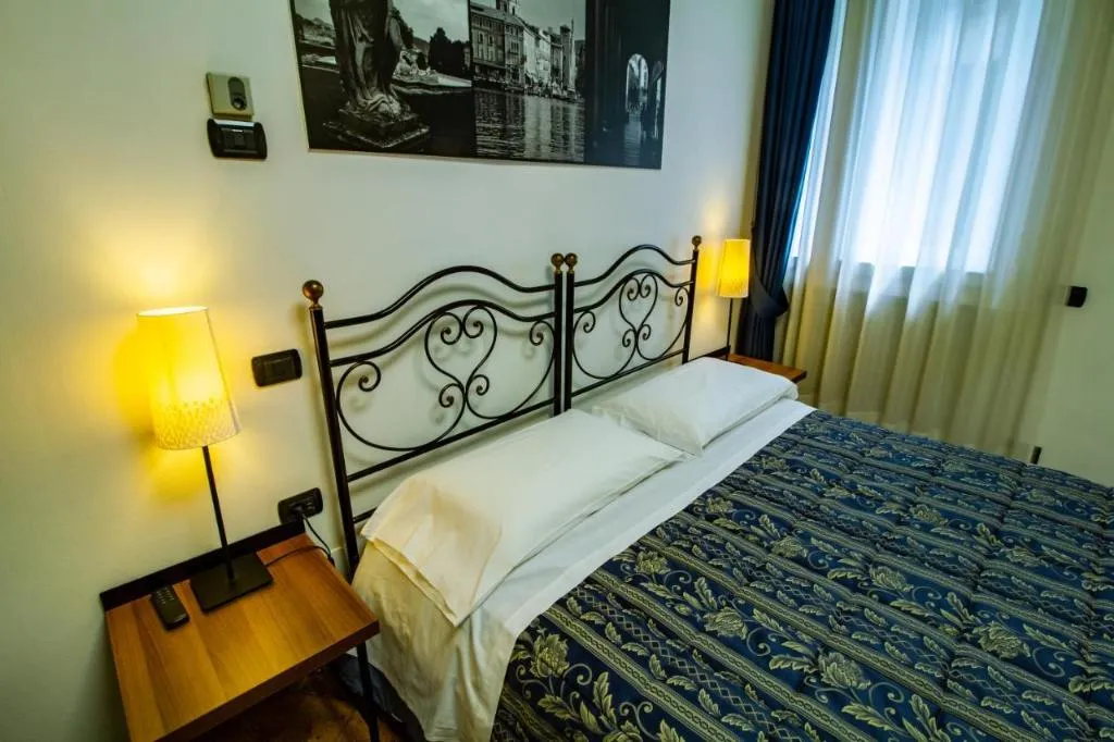 SINGLE STANDARD Room, In Riva Al Lago, Milan