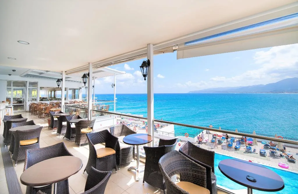 Terrace, Horizon Beach Hotel, Crete