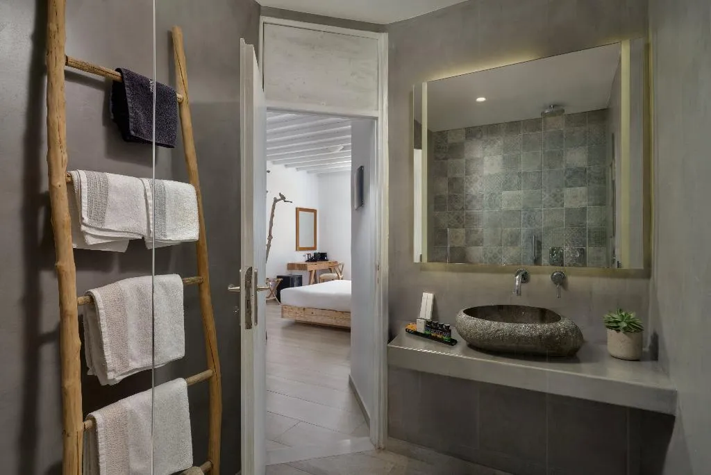 Room ONE BEDROOM ONE BATHROOM Room, Hippie Chic Mykonos, Mykonos