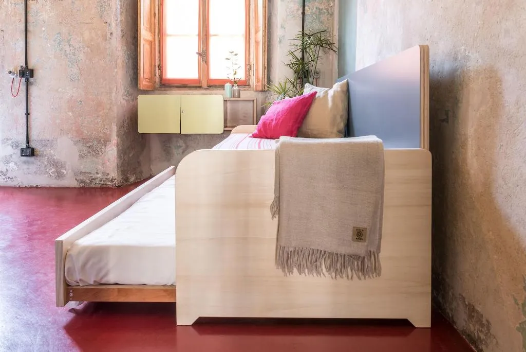 Room, Un Posto A Milano, Milan