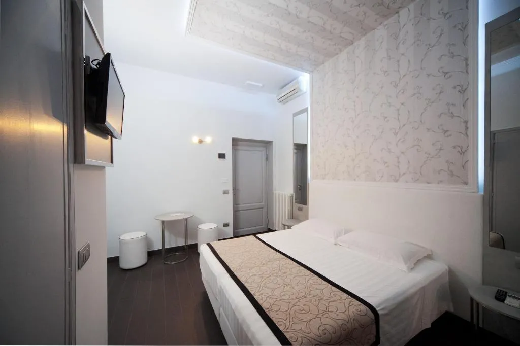 Room, Residenza Le Fonticine, Florence