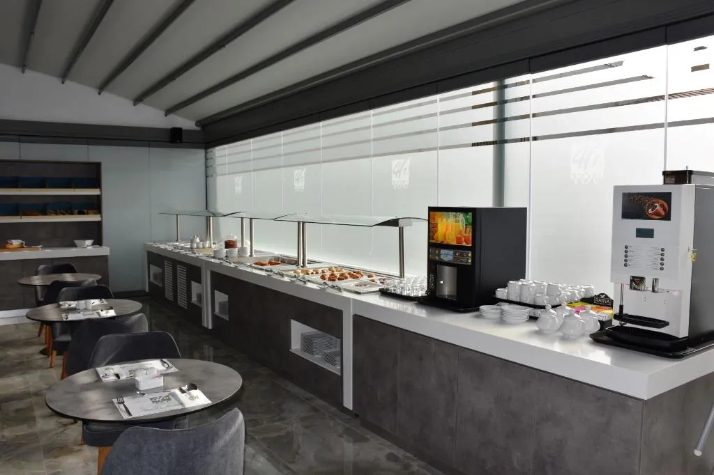 Restaurant, 4-You Apartments, Thessaloniki