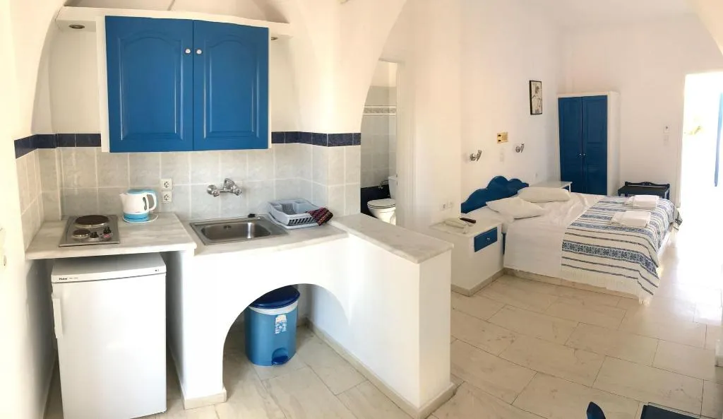 Room, Dioskouri Art Villas, Santorini