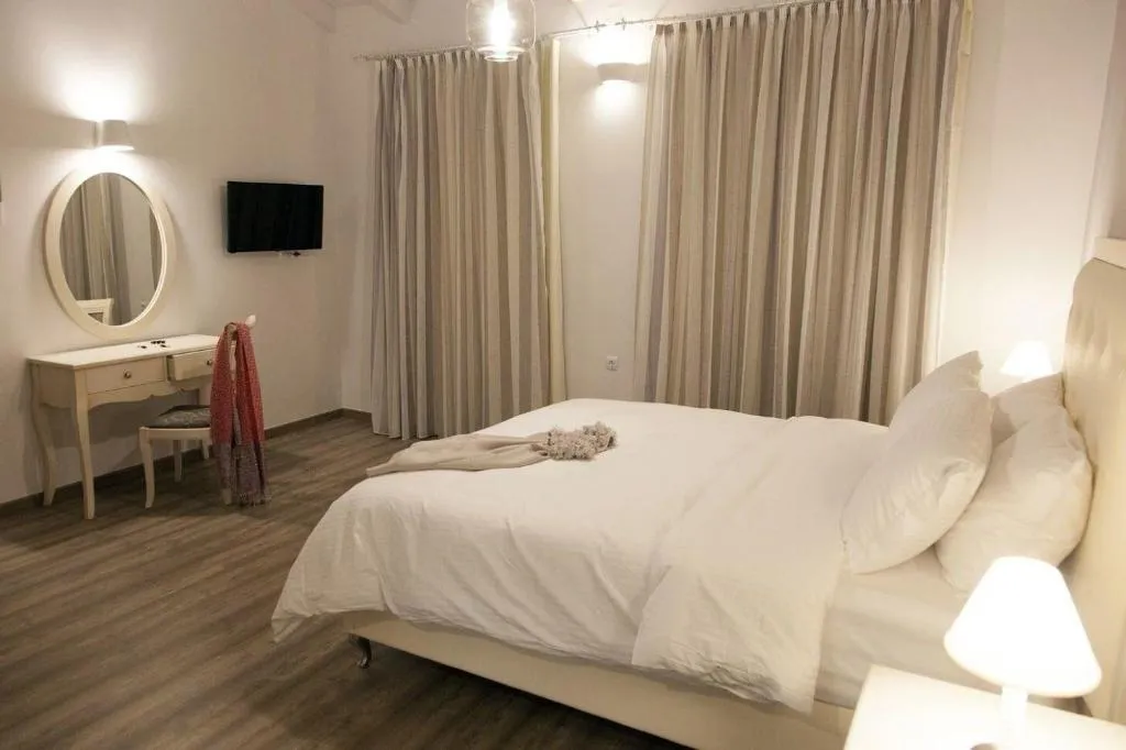 Room, Shalom Luxury Rooms, Crete