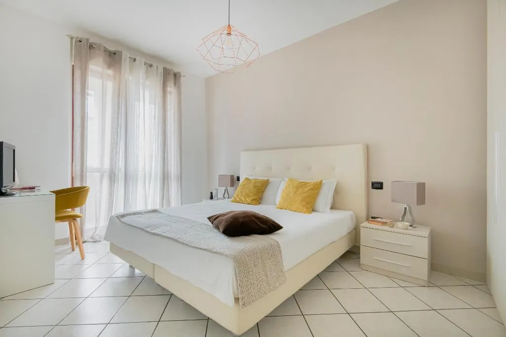 APARTMENT TWO BEDROOMS WITH AIR CONDITIONING Room, HQ Aparthotel Milano Inn – Smart Suites, Milan
