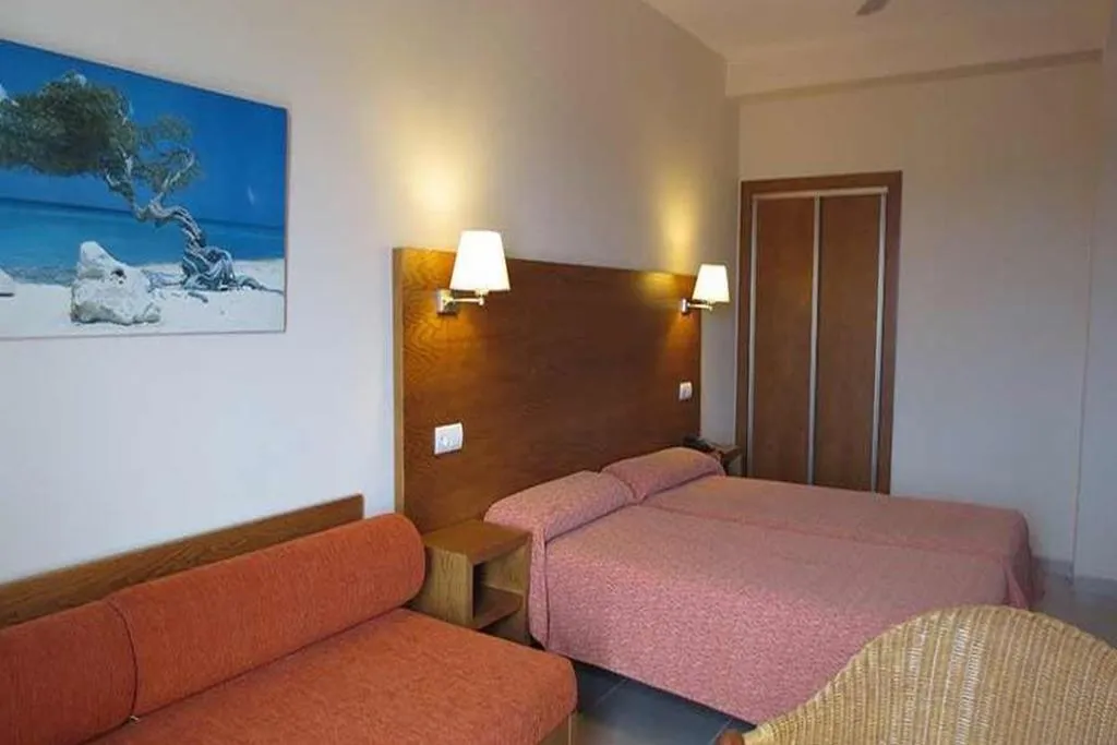 TRIPLE STANDARD Room, Riviera Playa, Majorca