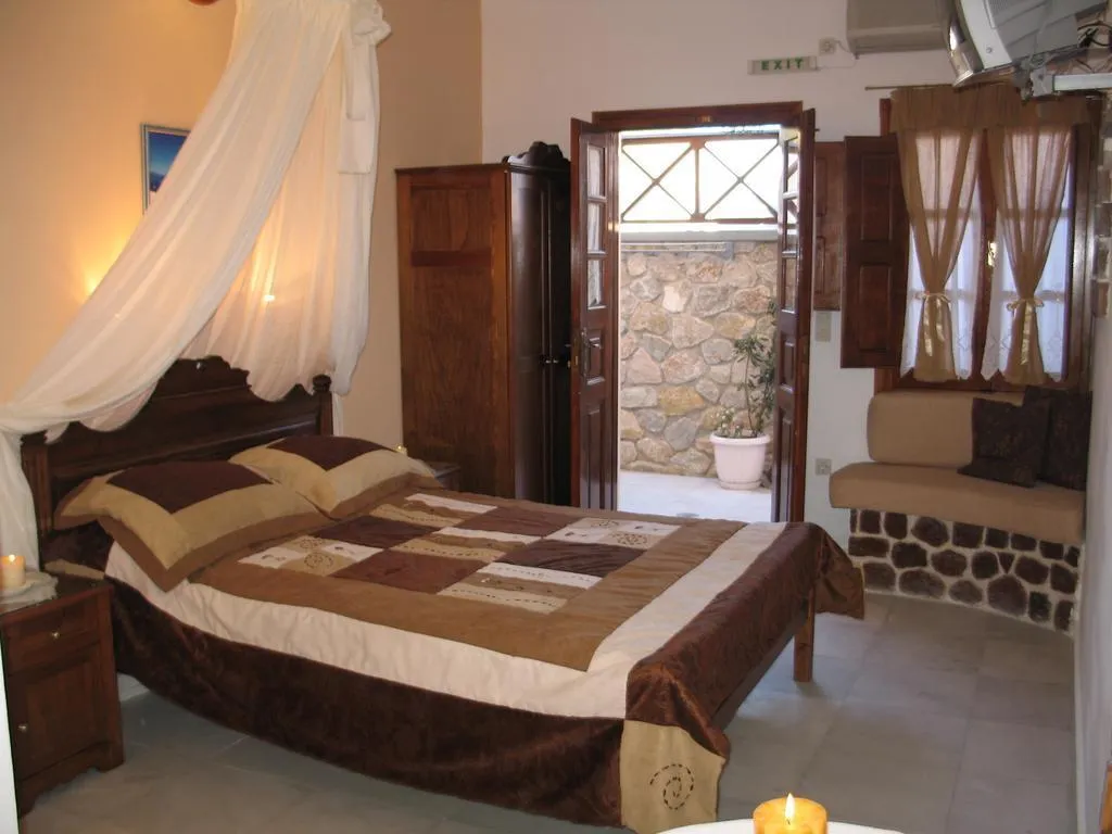 General view, Merovigliosso Studios and Apts., Santorini