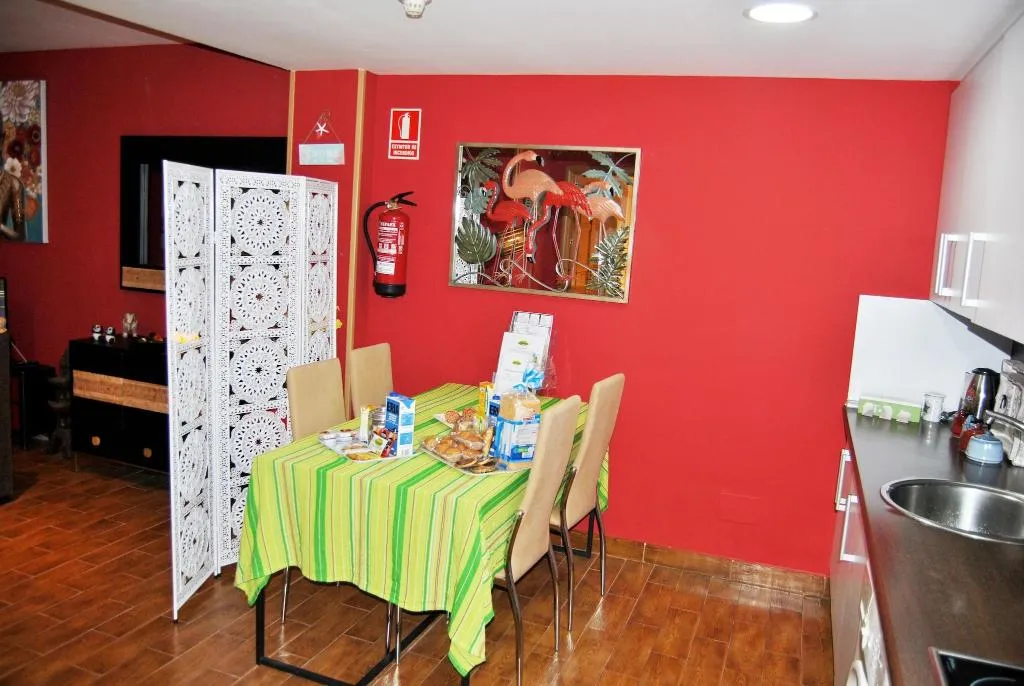 Room, Apartahotel Collarubio, Madrid