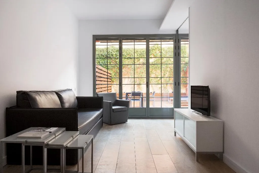 APARTMENT STANDARD Room, Barcelona Apartment Viladomat, Barcelona