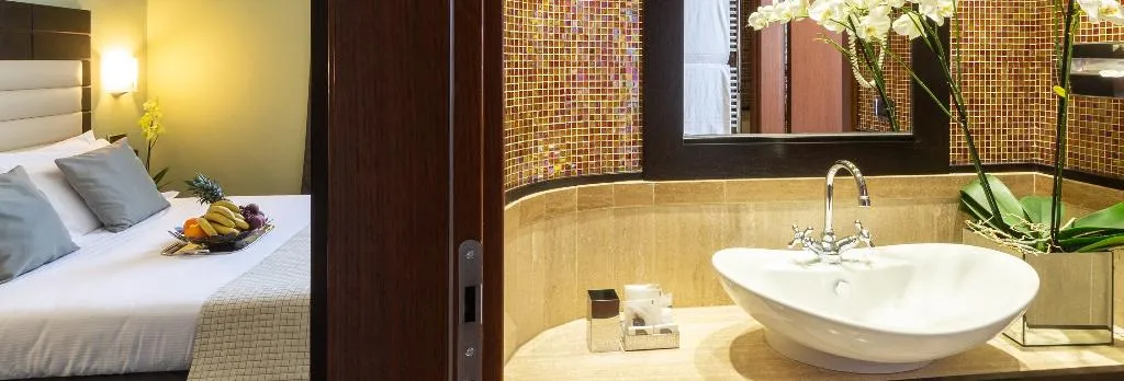 JUNIOR SUITE STANDARD Room, Silver, Milan