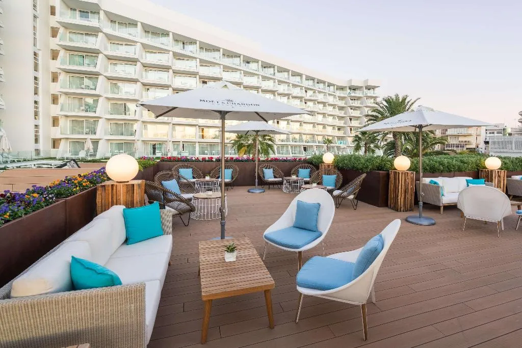 Bar, Iberostar Selection Playa de Palma, Majorca