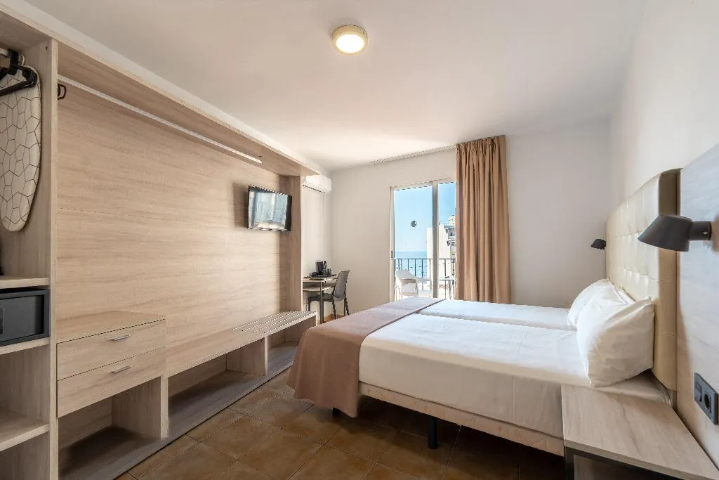 DOUBLE STANDARD Room, Hotel Queens, Costa Blanca