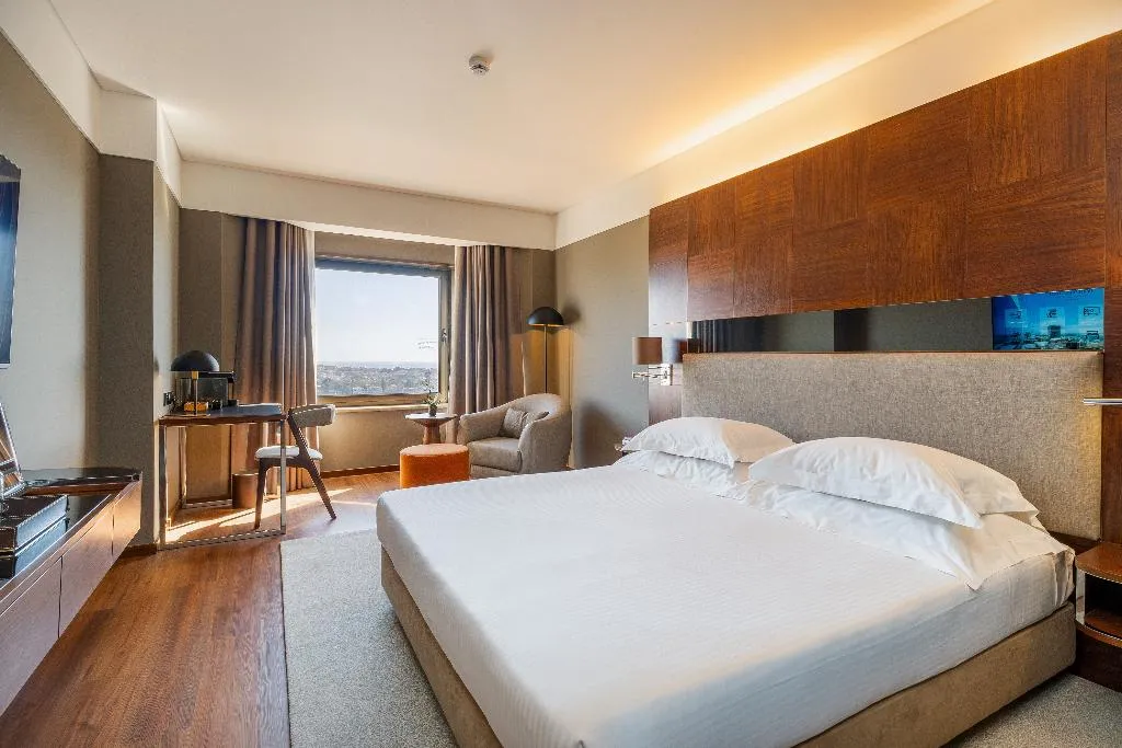 DOUBLE SINGLE USE EXECUTIVE Room, Porto Palacio by The Editory, Porto