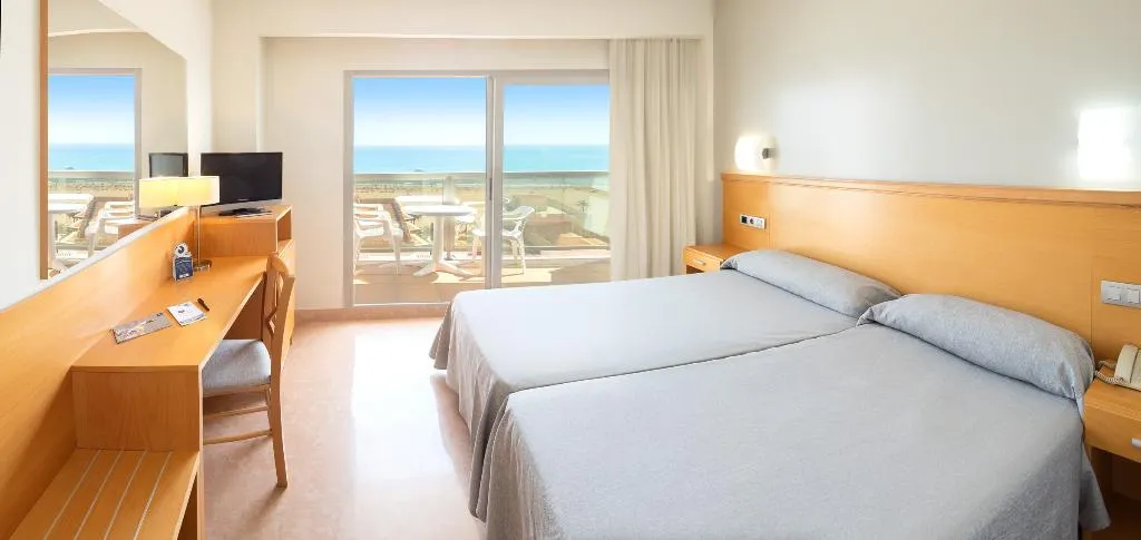 TRIPLE SEA VIEW Room, RH Gijon Gandia, Valencia