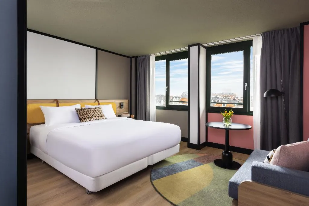 Room, Avani Museum Quarter Amsterdam Hotel-previously NH, Amsterdam