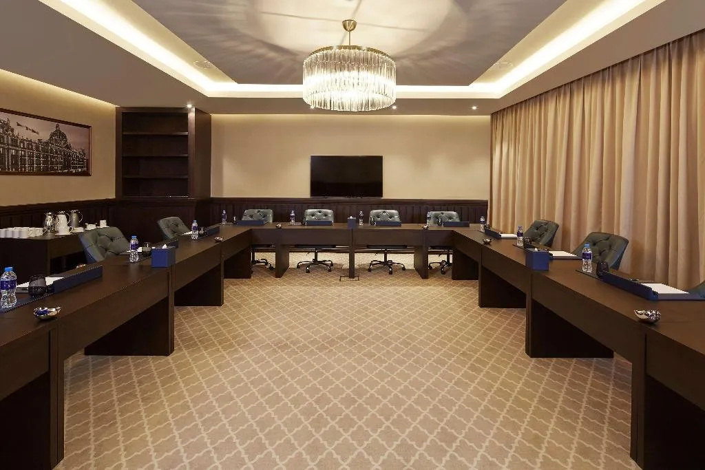 Conferences, Dukes The Palm Dubai Hotel, Dubai
