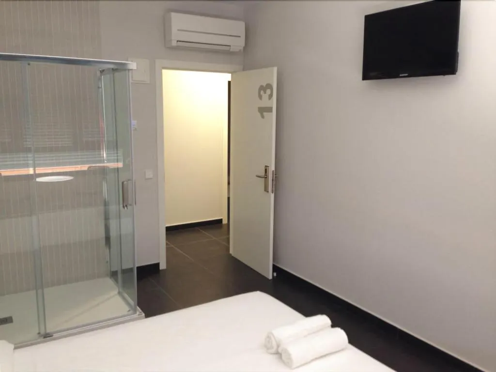 Room, Hostal Cama Del Mar, Valencia