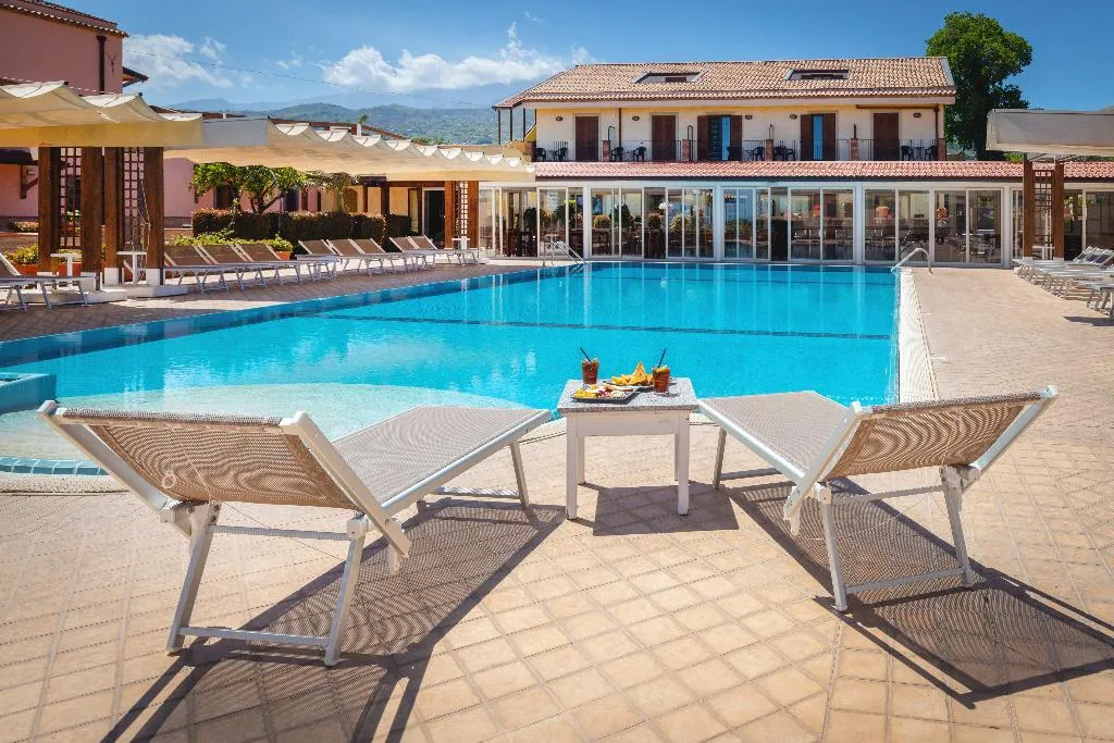 Pool, La Terra Dei Sogni Country Hotel, Catania