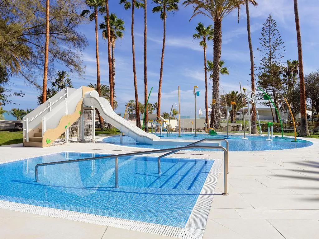 Sports and Entertainment, Paradisus Gran Canaria, Gran Canaria