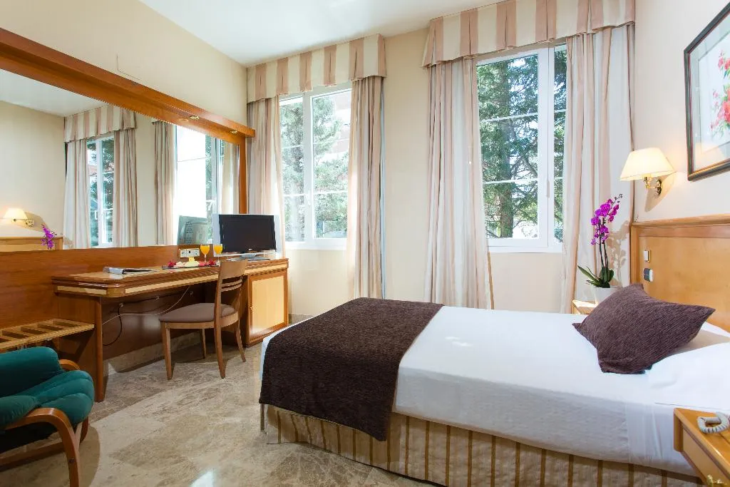 Room, VP Jardin de Tres Cantos, Madrid
