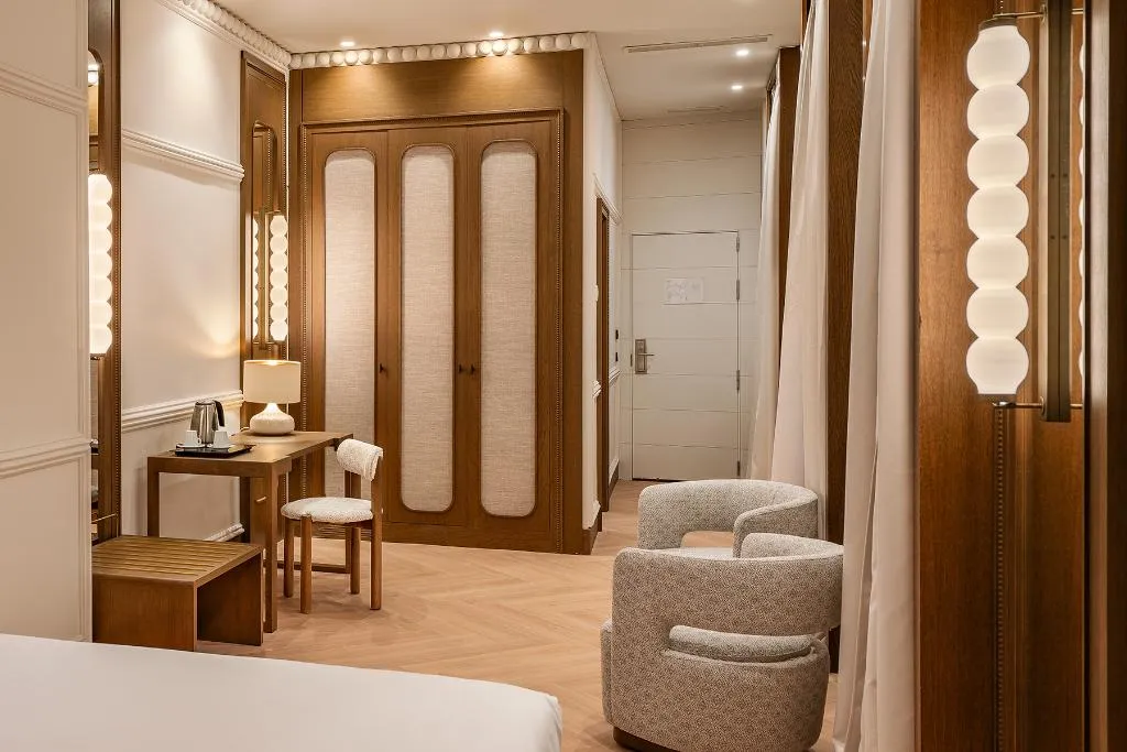 DOUBLE SUPERIOR WITH VIEWS Room, Vincci Soho, Madrid