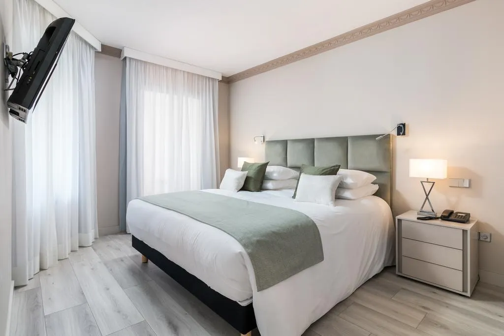 Room, B51 Boutique Hotel Puerto Banus, Costa Del Sol
