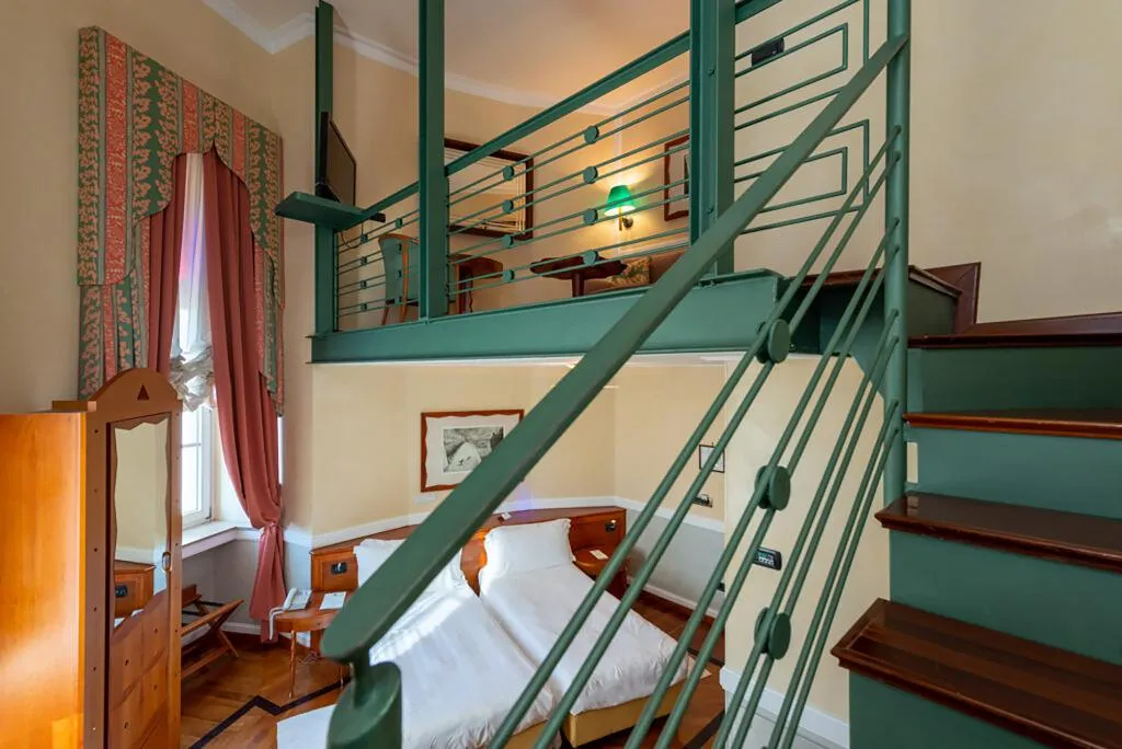 JUNIOR SUITE SEA VIEW Room, Grand Hotel Ortigia, Catania