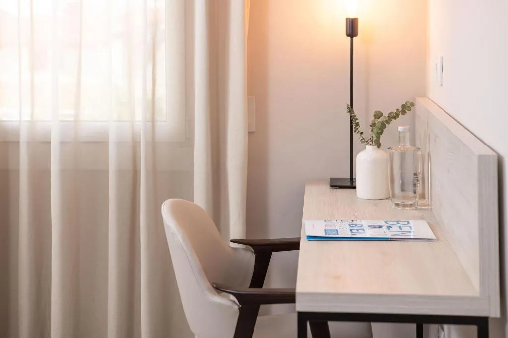 TRIPLE SUPERIOR Room, Hotel Balneario Broquetas, Barcelona