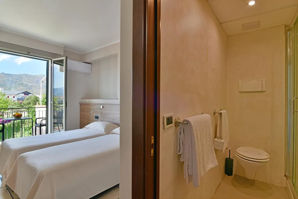 DOUBLE STANDARD Room, Villa Linda, Catania