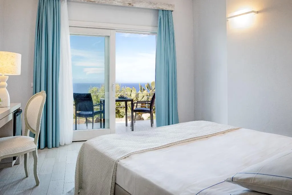 DOUBLE SUPERIOR Room, Bajaloglia Resort, Alghero