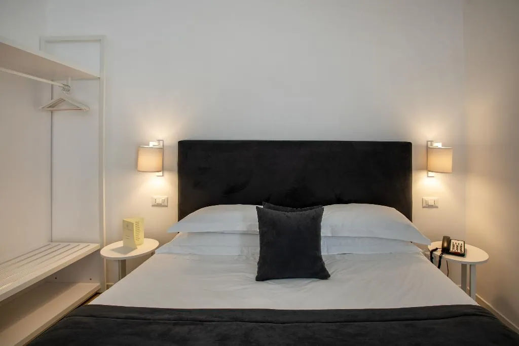 Double or Twin COMFORT Room, Hotel Isabella Sorrento, Naples