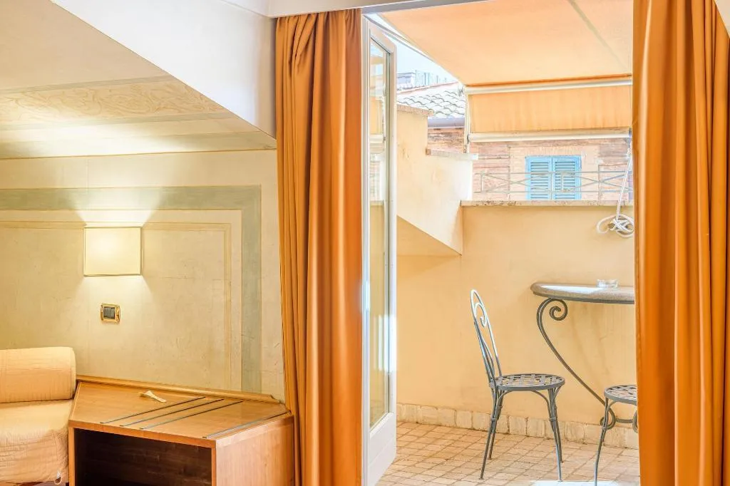Room, Sant'Anna, Rome