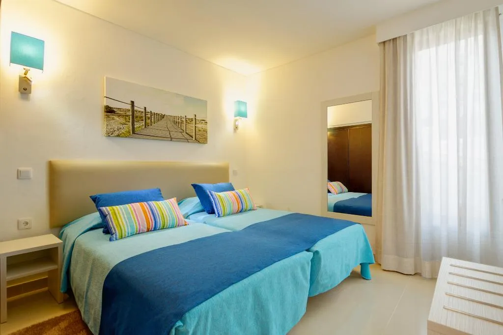 APARTMENT SIDE SEA VIEW TWO BEDROOMS Room, 3HB Golden Beach, Algarve