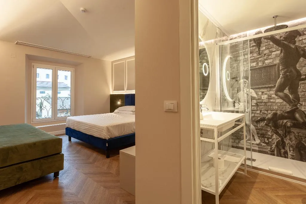 TRIPLE SUPERIOR Room, La Fortezza, Florence