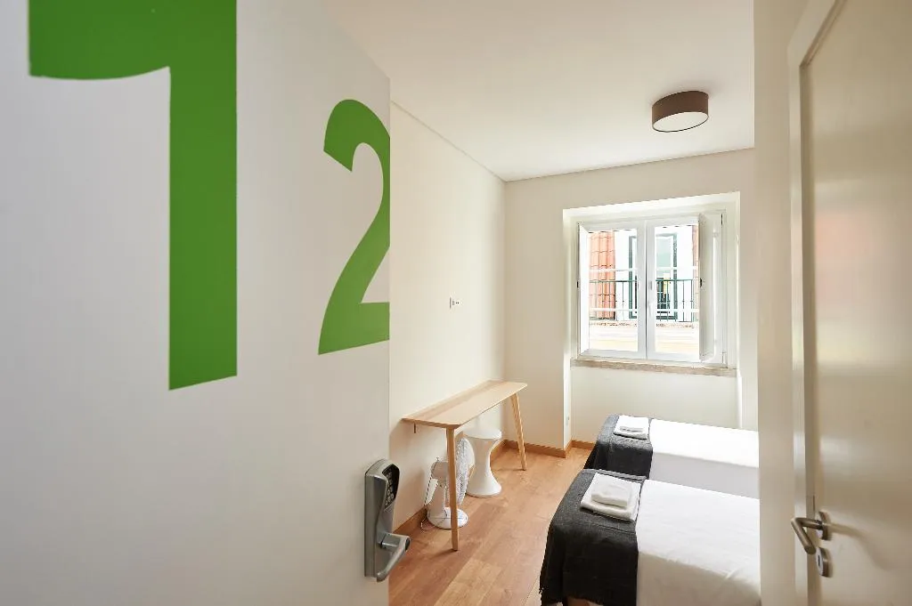 TWIN STANDARD Room, Hello Lisbon Santa Catarina Suites, Lisbon
