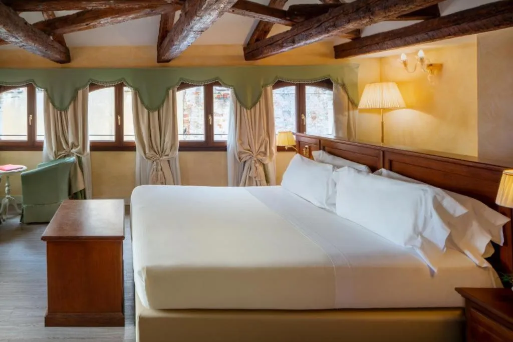 DOUBLE PREMIUM SUPERIOR Room, Maison Venezia | UNA Esperienze, Venice