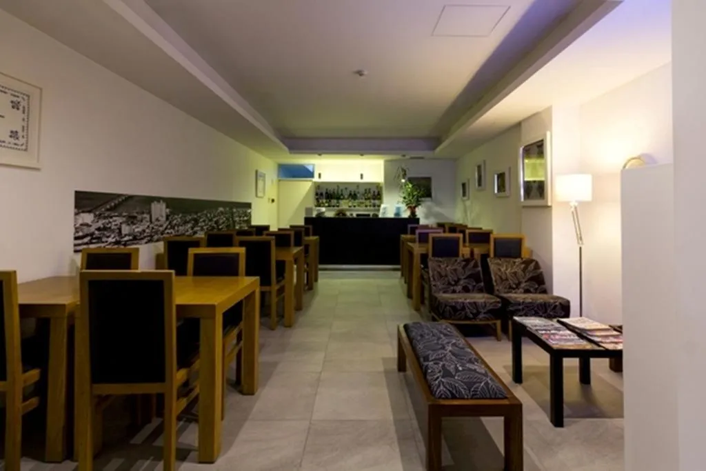 Lobby, Laranjeira, Porto