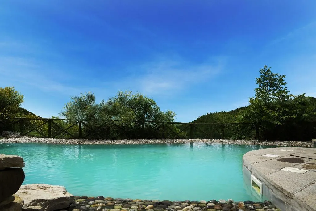 Pool, I Tre Baroni, Rome
