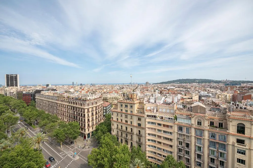 DOUBLE SUPERIOR WITH VIEWS Room, Hesperia Presidente, Barcelona