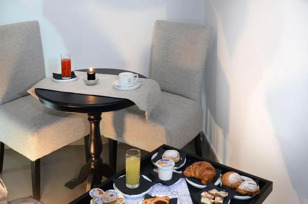 Room, Barbarella Suite, Naples