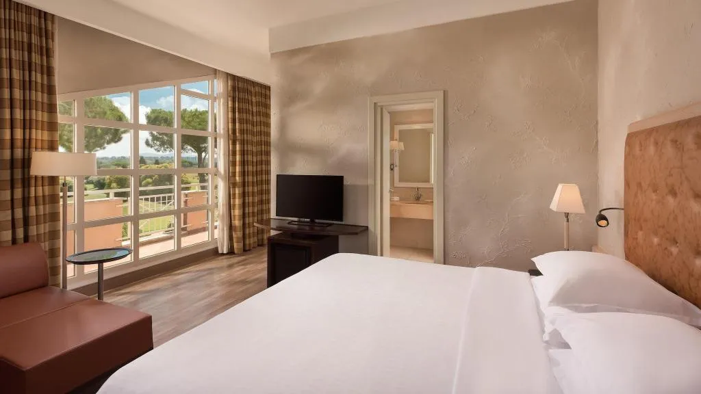 DOUBLE SUPERIOR GARDEN VIEW Room, Sheraton Parco de' Medici Rome Hotel, Rome