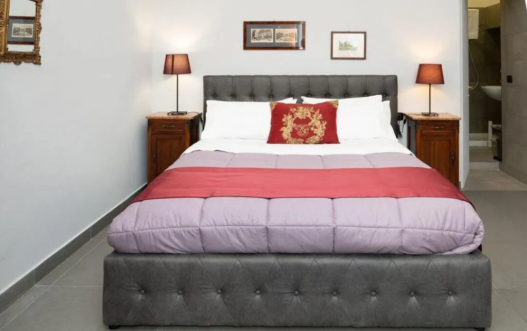 Room, Moon Luxury Rooms & Apartments, Naples