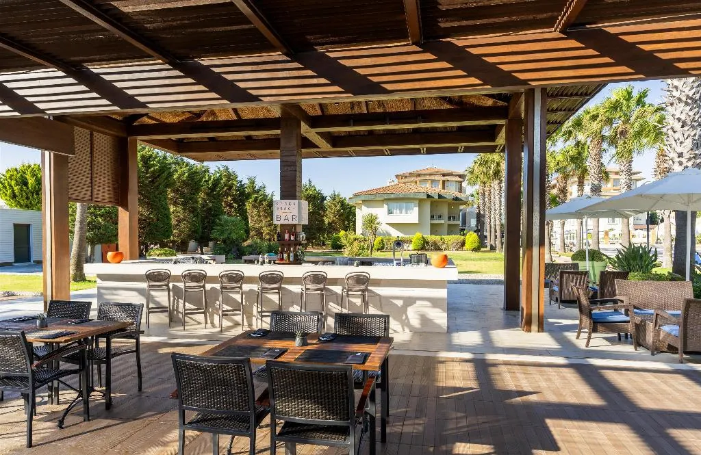 Bar, Radisson Blu Resort & SPA Cesme, Izmir