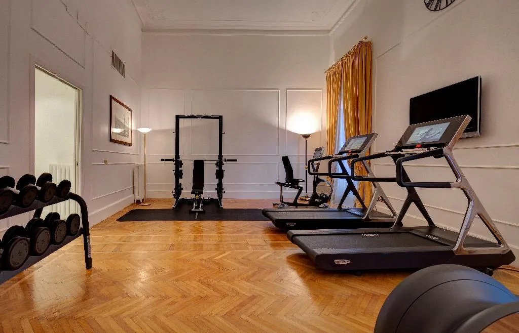 Sports and Entertainment, Grand Hotel Plaza, Rome