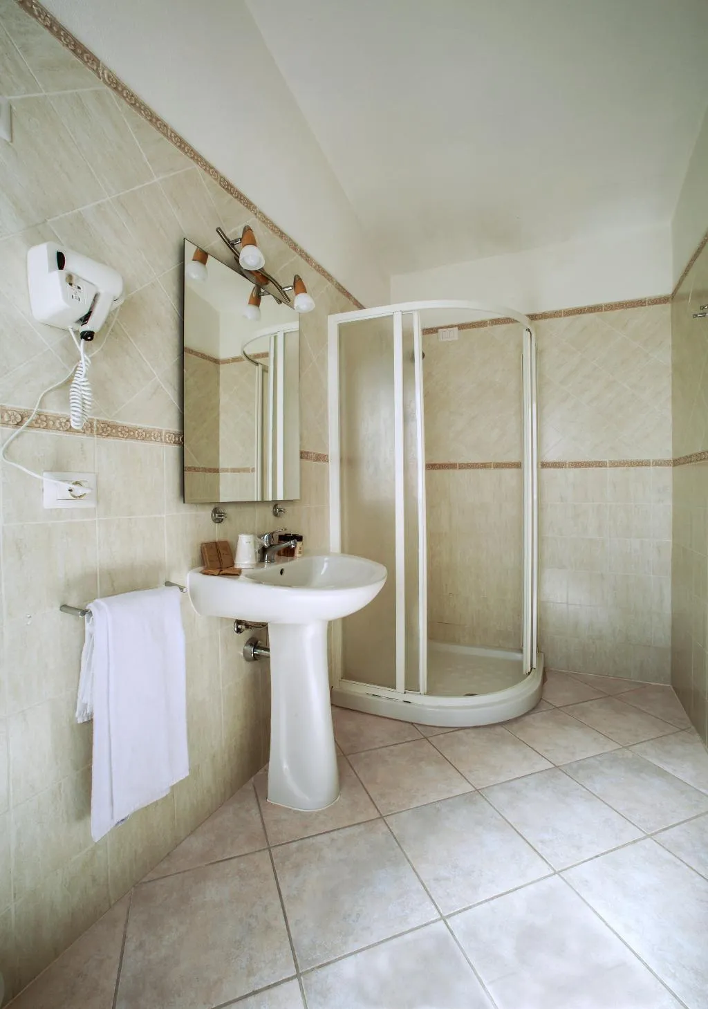DOUBLE CLASSIC Room, New Barcavela Hotel, Cagliari